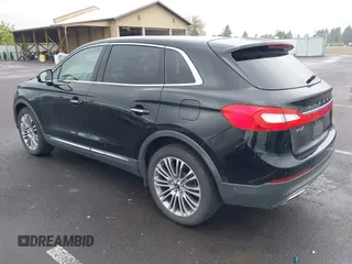 2017 Lincoln MKX Reserve with VIN 2LMPJ8LR7HBL30488, listed as a IAAI auction lot 42294191 with 64,246 mi miles and . Bid and sale history available at DreamBid. Image 3.