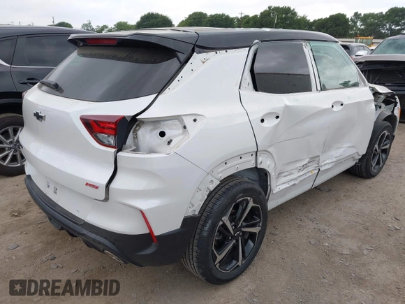 2022 Chevrolet TrailBlazer RS with VIN KL79MTSL3NB118959, listed as a IAAI auction lot 42148245 with 18,874 mi miles. Bid and sale history available at carsss.com. Image 4.