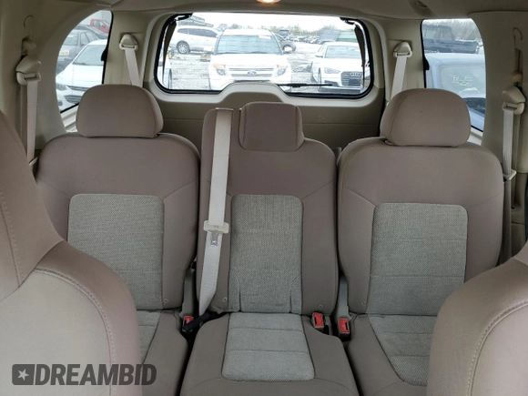2006 Ford Expedition Special Service with VIN 1FMPU165X6LA54288, listed as a Copart auction lot 52311235 with 196,019 mi miles and Salvage title. Bid and sale history available at DreamBid. Image 10.