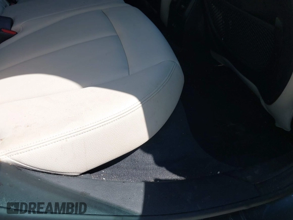 2020 BMW 2 Series 228i xDrive z VIN WBA73AK09L7F87108, wystawiony jako IAAI lot #42061198 z przebiegiem 43 232 mil mil oraz . Historia ofert i sprzedaży dostępna na DreamBid. Obrazek 8.