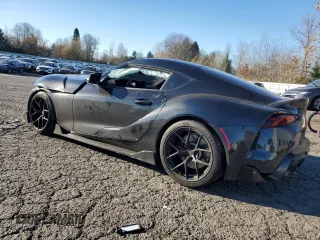 2020 Toyota GR Supra 3.0 with VIN WZ1DB4C04LW029695, listed as a Copart auction lot 83120564 with 18,000 mi miles and Salvage Title. Bid and sale history available at carsss.com. Image 2.