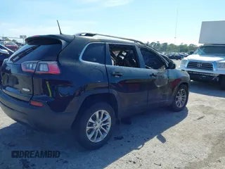 2019 Jeep Cherokee Latitude with VIN 1C4PJMCB4KD253334, listed as a IAAI auction lot 41865339 with Not provided miles and . Bid and sale history available at DreamBid. Image 4.