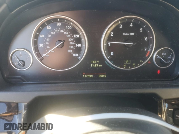 2014 BMW X5 xDrive35i with VIN 5UXKR0C59E0K44225, listed as a Copart auction lot 82117834 with 117,899 mi miles and Salvage Title. Bid and sale history available at carsss.com. Image 9.