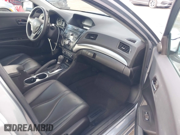 2019 Acura ILX with VIN 19UDE2F31KA015377, listed as a IAAI auction lot 41436159 with 47,701 mi miles. Bid and sale history available at carsss.com. Image 5.