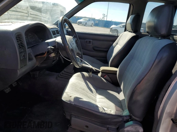 1994 Nissan Frontier XE с VIN 1N6SD16S5RC347523, выставлен на аукционе Copart как лот 88768075 с пробегом 168 436 миль миль и Списание • Salvage title. История ставок и продаж доступна на DreamBid. Изображение 7.