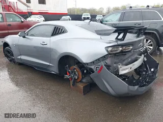 2019 Chevrolet Camaro 2SS with VIN 1G1FH1R79K0133313, listed as a IAAI auction lot 41958694 with 76,321 mi miles. Bid and sale history available at carsss.com. Image 3.