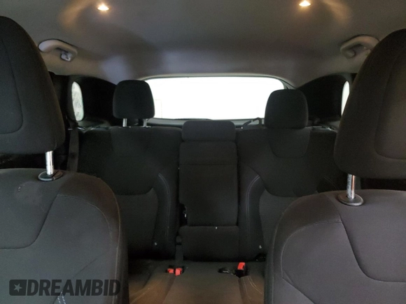 2019 Jeep Cherokee Latitude with VIN 1C4PJMCB1KD103343, listed as a Copart auction lot 46105295 with 176,641 mi miles and Clean Title. Bid and sale history available at carsss.com. Image 10.