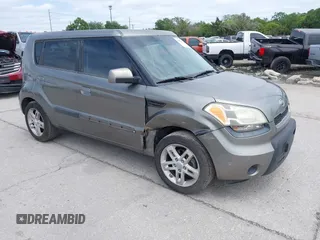 2010 Kia Soul + with VIN KNDJT2A20A7084899, listed as a IAAI auction lot 41990009 with 210,572 mi miles and . Bid and sale history available at DreamBid. Image 1.