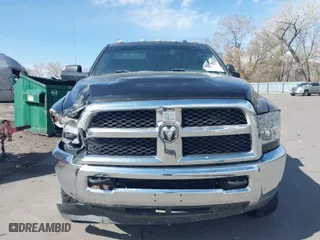 2018 Ram 2500 Tradesman with VIN 3C6UR5CL5JG359438, listed as a IAAI auction lot 39767267 with 148,103 mi miles. Bid and sale history available at carsss.com. Image 12.