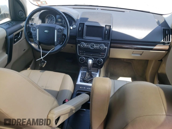 2013 Land Rover LR2 z VIN SALFR2BG2DH372333, wystawiony jako Copart lot #59335945 z przebiegiem 83 289 mil mil oraz Czysty tytuł • Clean title. Historia ofert i sprzedaży dostępna na DreamBid. Obrazek 8.