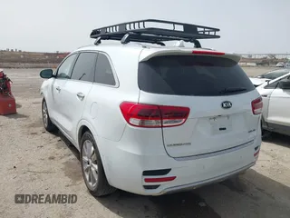2017 Kia Sorento SX z VIN 5XYPK4A50HG275738, wystawiony jako IAAI lot #41748282 z przebiegiem Nie podano mil oraz . Historia ofert i sprzedaży dostępna na DreamBid. Obrazek 3.