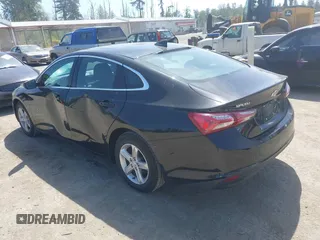 2022 Chevrolet Malibu LT with VIN 1G1ZD5ST3NF174643, listed as a IAAI auction lot 42207862 with 62,797 mi miles and . Bid and sale history available at DreamBid. Image 3.