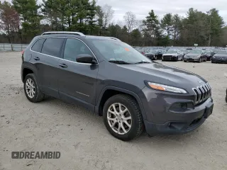 2014 Jeep Cherokee Latitude with VIN 1C4PJLCB4EW323899, listed as a Copart auction lot 53537055 with 86,932 mi miles and Clean Title. Bid and sale history available at carsss.com. Image 4.