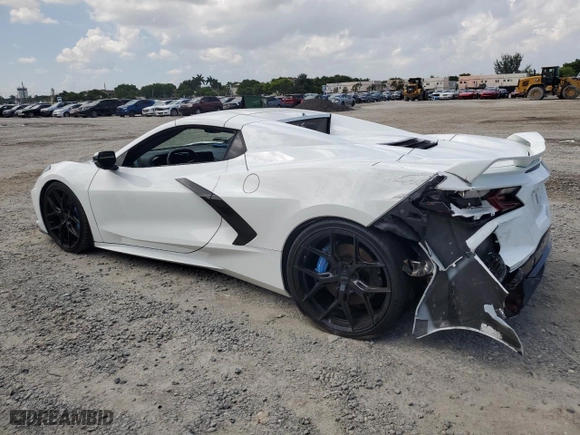 2021 Chevrolet Corvette 3LT with VIN 1G1YC3D46M5126065, listed as a Copart auction lot 66818663 with 27,945 mi miles. Bid and sale history available at carsss.com. Image 2.
