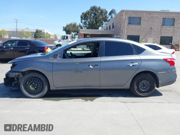 2019 Nissan Sentra S with VIN 3N1AB7AP7KY252391, listed as a IAAI auction lot 41969629 with 100,995 mi miles. Bid and sale history available at carsss.com. Image 15.