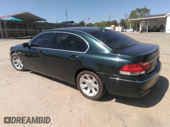 2006 BMW 7 Series 750Li with VIN WBAHN83566DT39225, listed as a IAAI auction lot 42034604 with 191,085 mi miles. Bid and sale history available at carsss.com. Image 3.