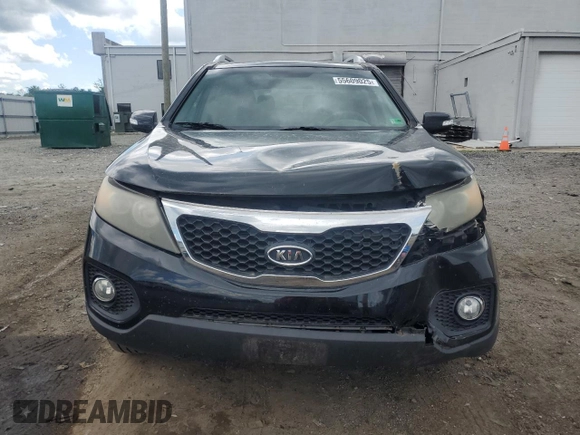 2011 Kia Sorento EX with VIN 5XYKUDA23BG037514, listed as a Copart auction lot 55609025 with 186,135 mi miles and Clean Title. Bid and sale history available at DreamBid. Image 5.