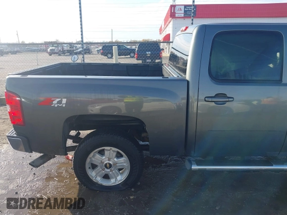 2011 Chevrolet Silverado 1500 LTZ with VIN 3GCPKTE39BG212827, listed as a IAAI auction lot 41044871 with 197,096 mi miles and . Bid and sale history available at DreamBid. Image 20.