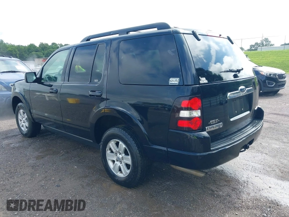 2010 Ford Explorer XLT z VIN 1FMEU7DEXAUA16558, wystawiony jako IAAI lot #42546674 z przebiegiem 143 952 mil mil oraz . Historia ofert i sprzedaży dostępna na DreamBid. Obrazek 3.