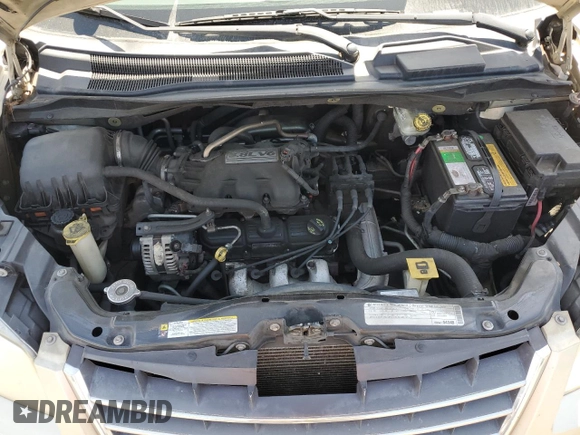 2010 Chrysler Town & Country Touring z VIN 2A4RR5D13AR257765, wystawiony jako Copart lot #61048635 z przebiegiem 165 220 mil mil oraz Czysty tytuł • Clean title. Historia ofert i sprzedaży dostępna na DreamBid. Obrazek 12.