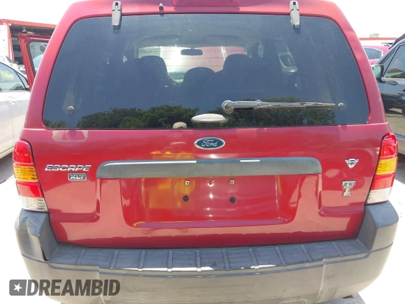 2005 Ford Escape XLT with VIN 1FMYU031X5KE17077, listed as a IAAI auction lot 42260075 with 234,758 mi miles and . Bid and sale history available at DreamBid. Image 6.