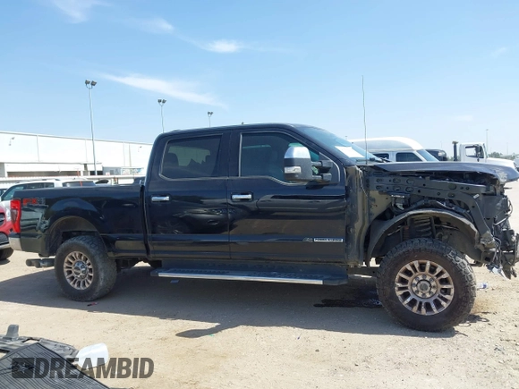 2020 Ford Super Duty F-250 SRW XL with VIN 1FT7W2BT4LEE84066, listed as a IAAI auction lot 41769458 with 149,998 mi miles. Bid and sale history available at carsss.com. Image 14.