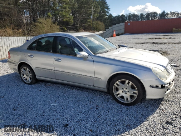 2003 Mercedes-Benz E-Class 5.0L with VIN WDBUF70J93A086939, listed as a Copart auction lot 87022834 with 0 mi miles and Salvage Title. Bid and sale history available at carsss.com. Image 4.