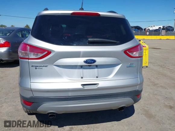 2016 Ford Escape SE with VIN 1FMCU0G96GUA99637, listed as a IAAI auction lot 41851586 with 61,143 mi miles. Bid and sale history available at carsss.com. Image 17.