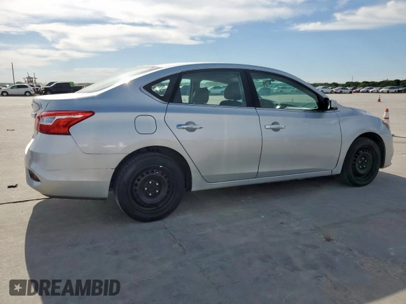 2018 Nissan Sentra S z VIN 3N1AB7AP8JY252799, wystawiony jako Copart lot #57780245 z przebiegiem 172 675 mil mil oraz Czysty tytuł • Clean title. Historia ofert i sprzedaży dostępna na DreamBid. Obrazek 3.