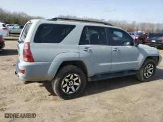 2004 Toyota 4Runner SR5 with VIN JTEZU14R248009876, listed as a Copart auction lot 43579675 with 215,995 mi miles and Clean Title. Bid and sale history available at carsss.com. Image 3.