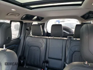 2020 Land Rover Defender SE z VIN SALEPEEU6L2025416, wystawiony jako Copart lot #85045544 z przebiegiem 36 906 mil mil oraz Szkoda całkowita • Salvage title. Historia ofert i sprzedaży dostępna na DreamBid. Obrazek 10.