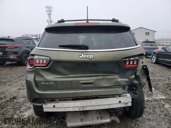 2018 Jeep Compass Latitude with VIN 3C4NJDBB6JT147355, listed as a Copart auction lot 43694585 with 105,230 mi miles and Salvage Title. Bid and sale history available at carsss.com. Image 6.
