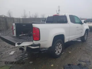 2019 Chevrolet Colorado 4WD LT with VIN 1GCHTCEN6K1140471, listed as a IAAI auction lot 41099674 with 139,141 mi miles. Bid and sale history available at carsss.com. Image 4.