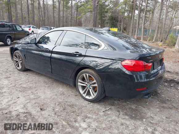 2017 BMW 4 Series 430i xDrive z VIN WBA4F9C54HG440122, wystawiony jako IAAI lot #41615681 z przebiegiem 121 938 mil mil oraz . Historia ofert i sprzedaży dostępna na DreamBid. Obrazek 3.