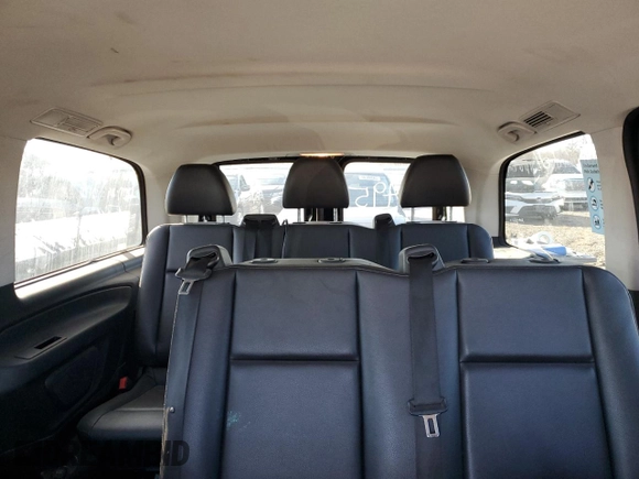 2018 Mercedes-Benz Metris Passenger z VIN WD4PG2EEXJ3477924, wystawiony jako Copart lot #48508705 z przebiegiem 98 399 mil mil oraz Czysty tytuł • Clean title. Historia ofert i sprzedaży dostępna na DreamBid. Obrazek 10.