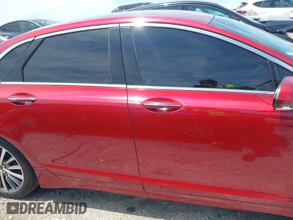 2017 Lincoln MKZ Select z VIN 3LN6L5C92HR624169, wystawiony jako IAAI lot #42242255 z przebiegiem 133 442 mil mil oraz . Historia ofert i sprzedaży dostępna na DreamBid. Obrazek 13.