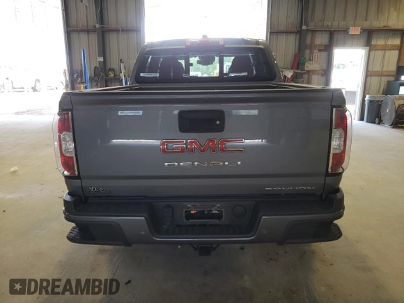 2022 GMC Canyon 4WD Denali with VIN 1GTG6EENXN1223923, listed as a Copart auction lot 68927644 with 30,495 mi miles and Salvage Title. Bid and sale history available at carsss.com. Image 6.