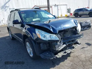2013 Subaru Outback Limited с VIN 4S4BRBKC0D3228162, выставлен на аукционе IAAI как лот 42152431 с пробегом 131 979 миль миль и . История ставок и продаж доступна на DreamBid. Изображение 1.