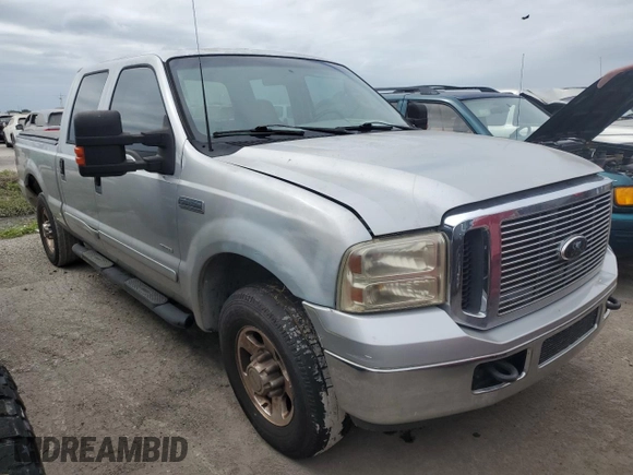 2003 Ford F-350 XL with VIN 1FTSW30F83EA05435, listed as a Copart auction lot 76772444 with Not Provided miles and Salvage Title. Bid and sale history available at DreamBid. Image 4.