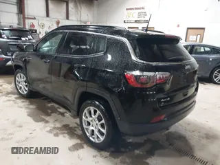 2023 Jeep Compass Latitude Lux с VIN 3C4NJDFN9PT559007, выставлен на аукционе IAAI как лот 41946158 с пробегом 14 732 миль миль и . История ставок и продаж доступна на DreamBid. Изображение 3.
