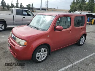 2011 Nissan Cube S z VIN JN8AZ2KR4BT203559, wystawiony jako Copart lot #53323125 z przebiegiem 118 420 mil mil oraz Szkody całkowita. Historia ofert i sprzedaży dostępna na DreamBid. Obrazek 1.