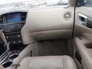2013 Nissan Pathfinder SL with VIN 5N1AR2MN1DC646613, listed as a IAAI auction lot 41486430 with 102,094 mi miles. Bid and sale history available at carsss.com. Image 5.
