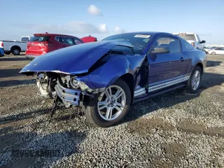 2013 Ford Mustang V6 с VIN 1ZVBP8AM2D5232027, выставлен на аукционе Copart как лот 49652665 с пробегом Не указан миль и Списание • Salvage title. История ставок и продаж доступна на DreamBid. Изображение 1.