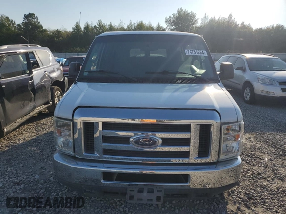 2012 Ford Econoline Passenger XL с VIN 1FBSS3BL4CDB13933, выставлен на аукционе Copart как лот 50081895 с пробегом 127 706 миль миль и Списание • Salvage title. История ставок и продаж доступна на DreamBid. Изображение 5.