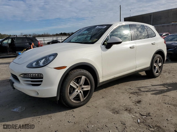 2011 Porsche Cayenne with VIN WP1AA2A20BLA05552, listed as a Copart auction lot 43316885 with 157,341 mi miles and Clean Title. Bid and sale history available at carsss.com. Image 1.