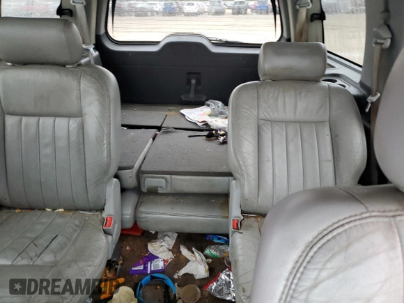 2006 Lincoln Navigator Luxury with VIN 5LMFU27536LJ01481, listed as a Copart auction lot 83268924 with 0 mi miles and Clean Title. Bid and sale history available at carsss.com. Image 10.
