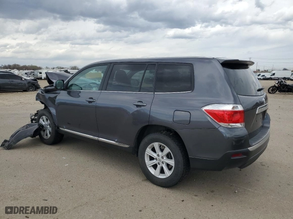 2013 Toyota Highlander with VIN 5TDBK3EH8DS236353, listed as a Copart auction lot 50749815 with 0 mi miles and Salvage Title. Bid and sale history available at carsss.com. Image 2.