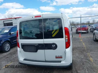 2022 Ram ProMaster City Wagon with VIN ZFBHRFAB8N6W35423, listed as a IAAI auction lot 41887129 with 25,718 mi miles. Bid and sale history available at carsss.com. Image 17.