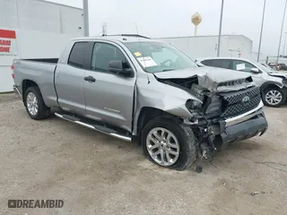 2018 Toyota Tundra 2WD SR with VIN 5TFRM5F11JX131505, listed as a IAAI auction lot 41244160 with 73,799 mi miles. Bid and sale history available at carsss.com. Image 1.