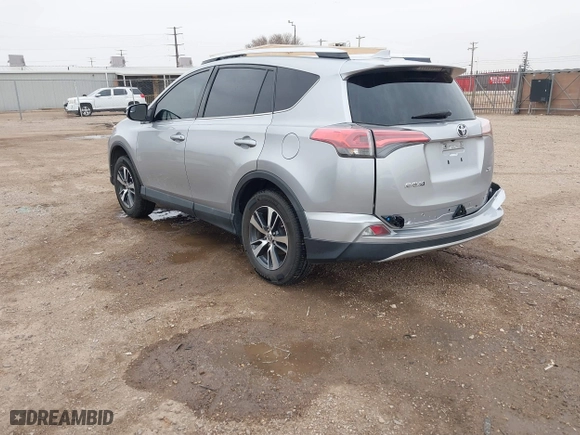2016 Toyota RAV4 XLE with VIN 2T3WFREV4GW270548, listed as a IAAI auction lot 41699126 with 100,905 mi miles. Bid and sale history available at carsss.com. Image 3.
